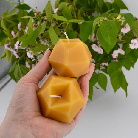 Natural Beeswax Faceted Orb Candle